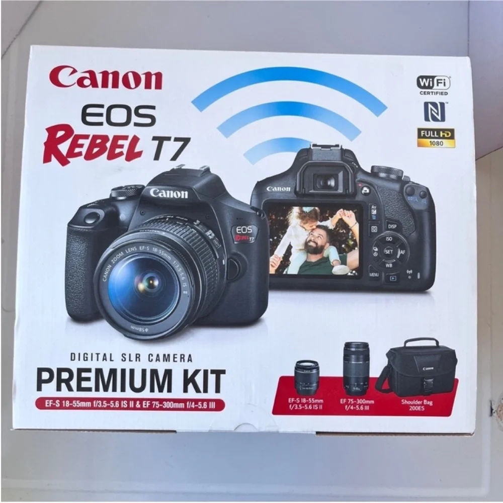 Canon EOS Rebel T7 Premium Kit - Black